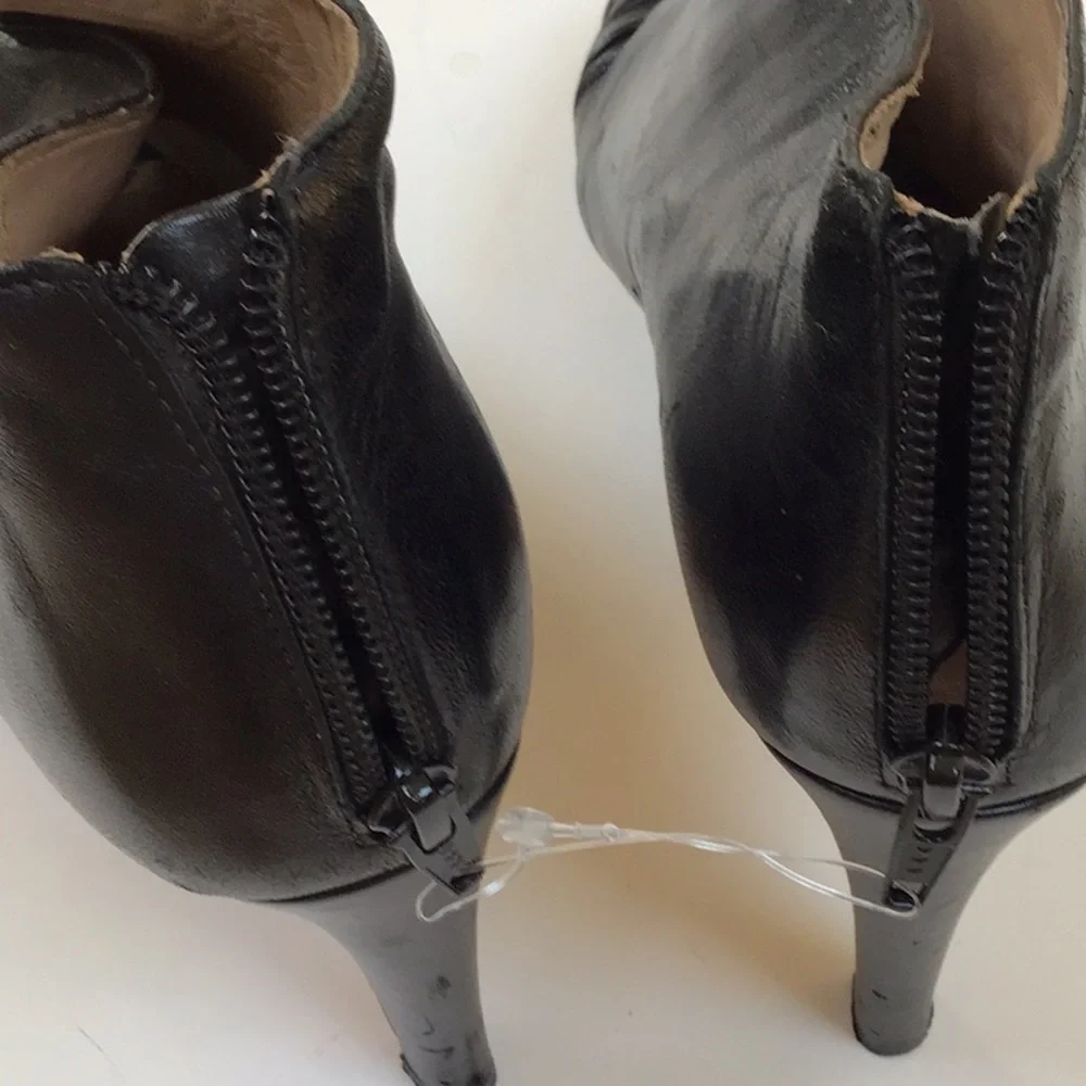 Antonio Melani Black Leather Zipper Back  Ruched Open Toe‎ High Heels 8.5
